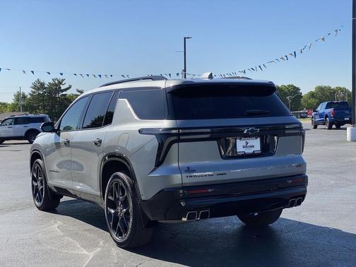 Sterling Grey Metallic 2026 Chevrolet Traverse RS