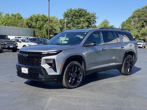 Sterling Grey Metallic 2026 Chevrolet Traverse RS
