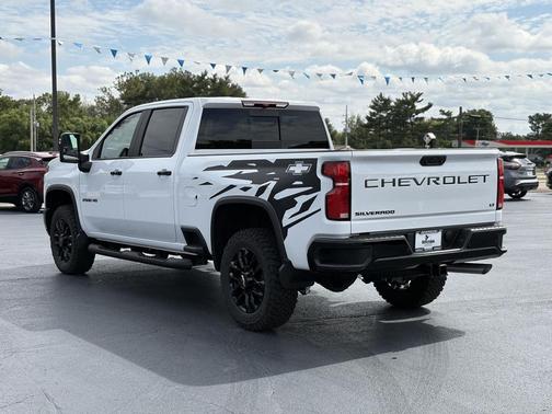 2026 Chevrolet Silverado 2500 LT