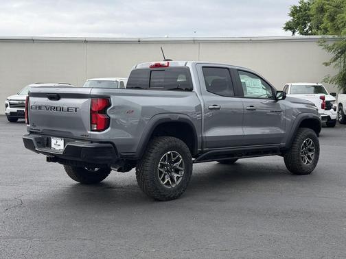 Sterling Gray Metallic 2026 Chevrolet Colorado ZR2