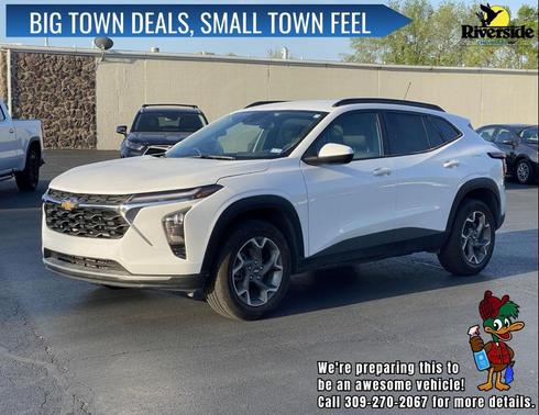 Summit White 2025 Chevrolet Trax LT