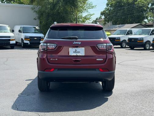 Velvet Red Pearlcoat 2022 Jeep Compass Latitude