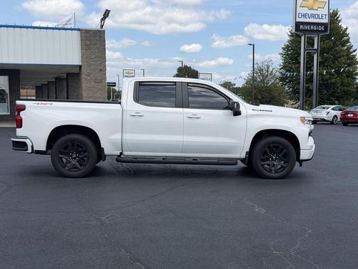 Summit White 2023 Chevrolet Silverado 1500 RST