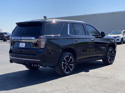 2022 Chevrolet Tahoe 4WD High Country