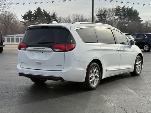 2020 Chrysler Pacifica Limited