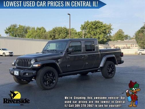 Granite Crystal Metallic Clearcoat 2024 Jeep Gladiator Nighthawk