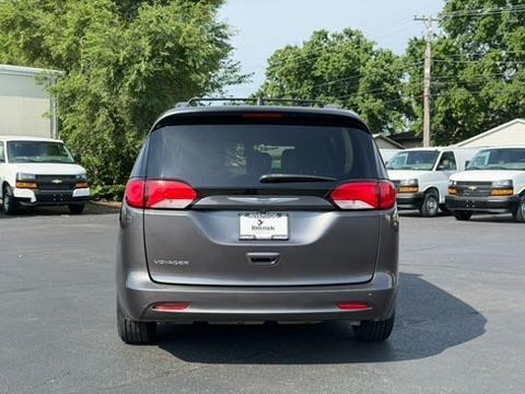 Granite Crystal Metallic Clearcoat 2021 Chrysler Voyager LXI