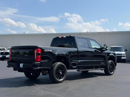 AGATE BLACK MET 2026 Ford F-350 Lariat