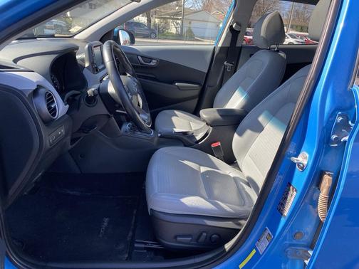 2020 Hyundai KONA Limited