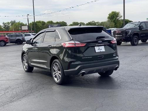 Forged Green Metallic 2022 Ford Edge Titanium