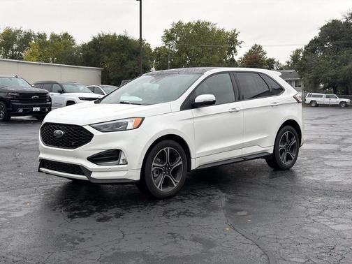 Star White Metallic Tri-Coat 2021 Ford Edge ST