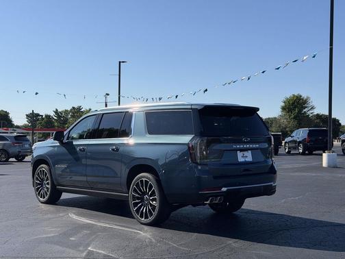 Lakeshore Blue Metallic 2026 Chevrolet Suburban High Country, 4WD