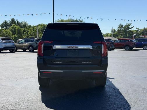 Onyx Black 2024 GMC Yukon Denali
