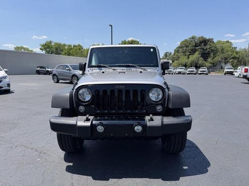 Billet Silver Metallic Clearcoat 2016 Jeep Wrangler Willys Wheeler