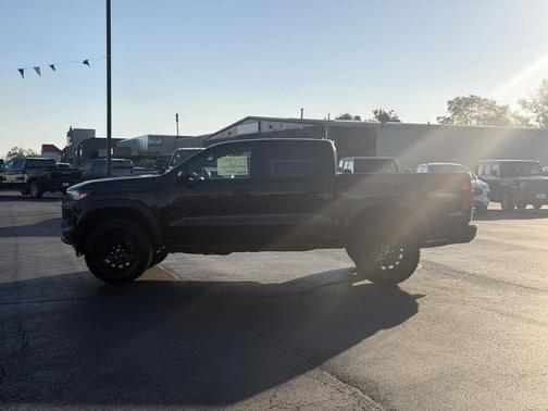 Black 2026 Chevrolet Colorado Trail Boss