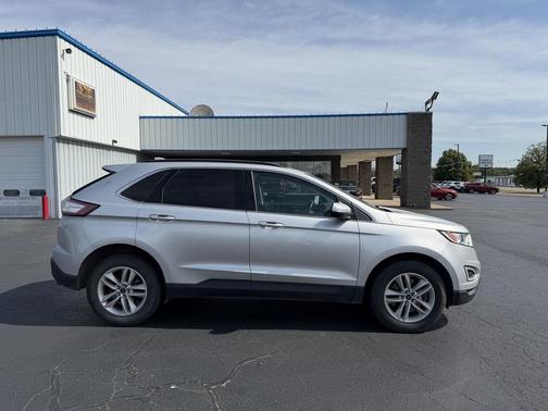 Ingot Silver Metallic 2018 Ford Edge SEL