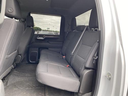 Summit White 2024 Chevrolet Silverado 2500 LT