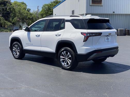Summit White 2025 Chevrolet Equinox 1LT