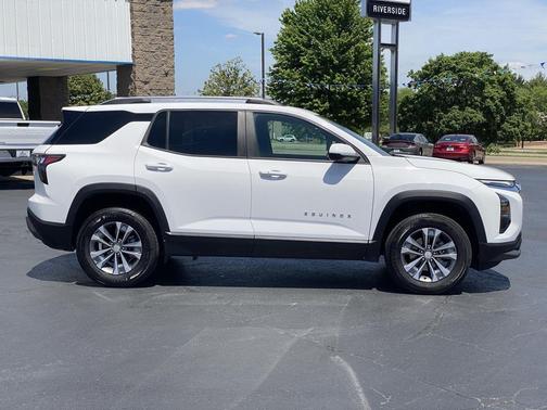 Summit White 2025 Chevrolet Equinox 1LT