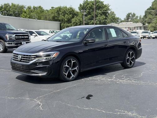 Platinum Gray Metallic 2021 Volkswagen Jetta 1.4T S