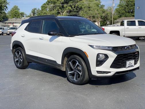 Summit White 2022 Chevrolet Trailblazer RS