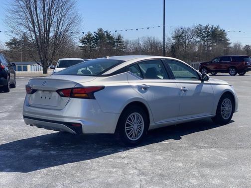 2020 Nissan Altima S FWD