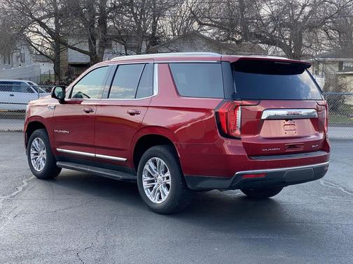2022 GMC Yukon SLT