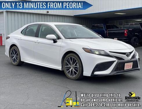 2023 Toyota Camry SE