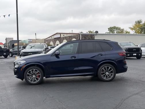 Tanzanite Blue II Metallic 2022 BMW X5 M50i
