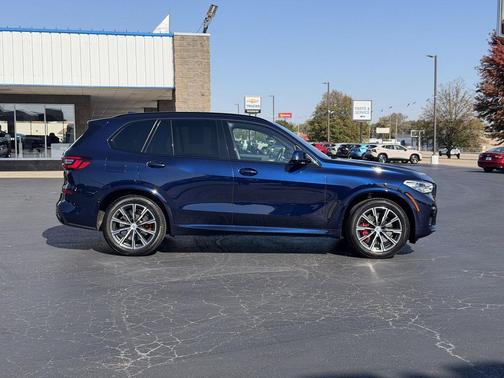 Tanzanite Blue II Metallic 2022 BMW X5 M50i