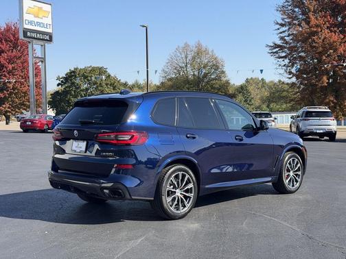 Tanzanite Blue II Metallic 2022 BMW X5 M50i