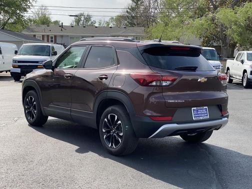 Mahogany Red Metallic 2023 Chevrolet Trailblazer LT