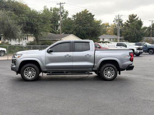 Sterling Gray Metallic 2023 Chevrolet Colorado LT