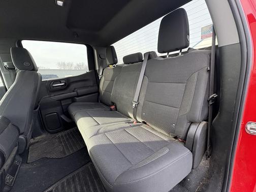 2022 Chevrolet Silverado 1500 Custom Trail Boss