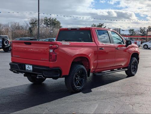 2022 Chevrolet Silverado 1500 Custom Trail Boss
