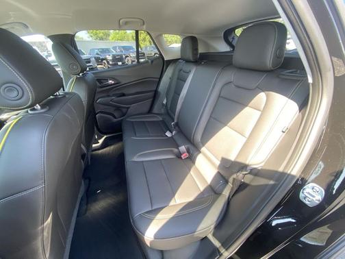 2025 Chevrolet Trax FWD ACTIV