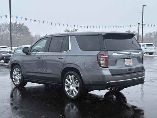 2022 Chevrolet Tahoe 4WD High Country