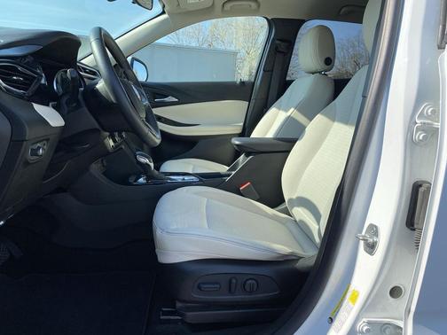 Summit White 2023 Buick Encore GX Select