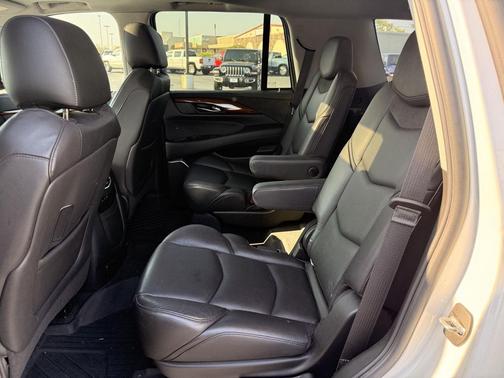 2020 Cadillac Escalade Premium Luxury