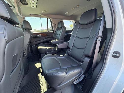 2020 Cadillac Escalade Premium Luxury