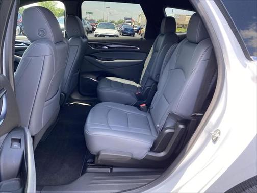 2023 Buick Enclave Essence AWD