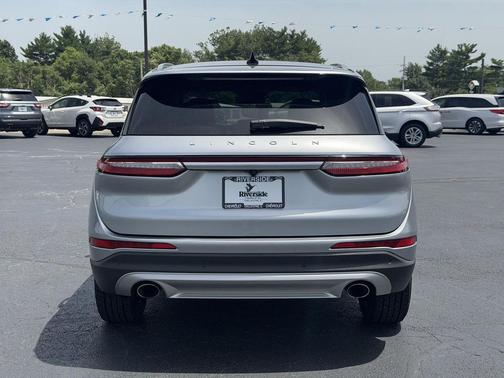 Silver Radiance Metallic Clearcoat 2022 Lincoln Corsair Standard