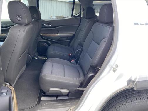 2022 GMC Acadia FWD SLE