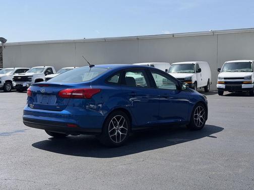 Lightning Blue Metallic 2018 Ford Focus SEL