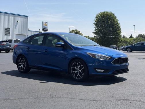 Lightning Blue Metallic 2018 Ford Focus SEL