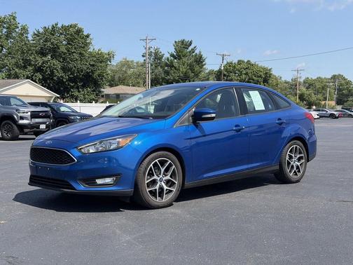 Lightning Blue Metallic 2018 Ford Focus SEL