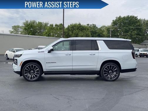 Polar White Tricoat 2026 Chevrolet Suburban High Country, 4WD