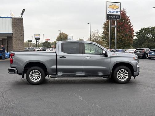 Satin Steel Metallic 2021 Chevrolet Silverado 1500 LT