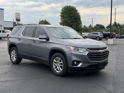 Satin Steel Metallic 2019 Chevrolet Traverse LT Cloth