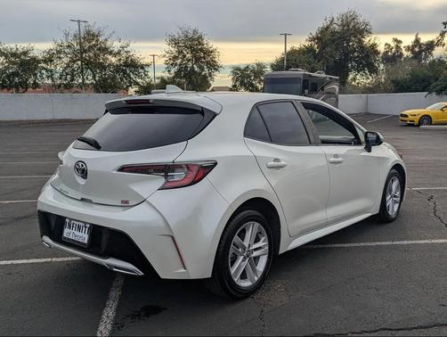 2019 Toyota Corolla Hatchback SE